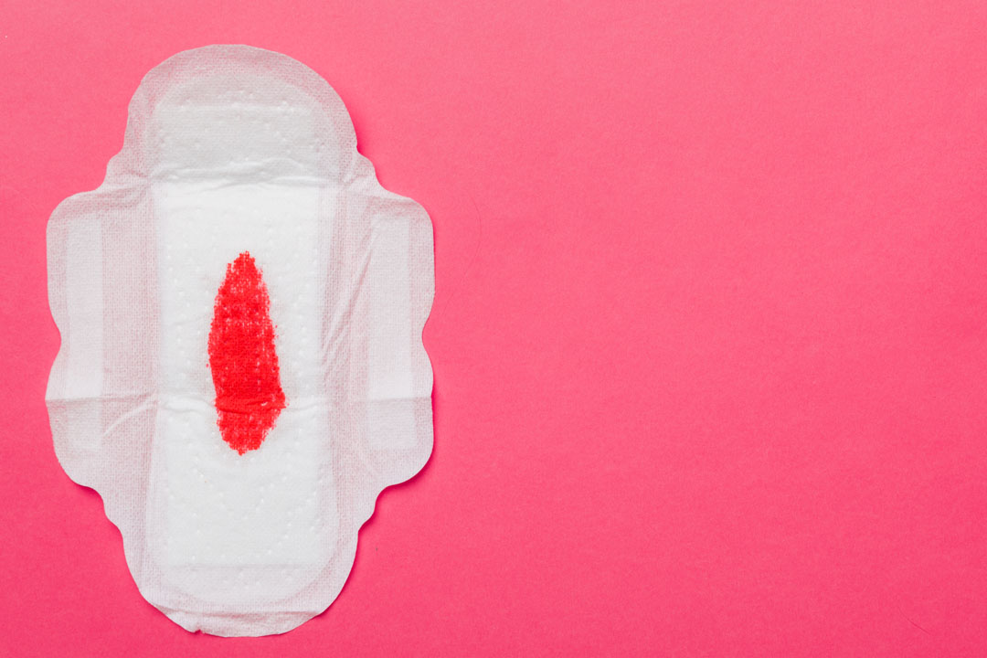Implantation Bleeding vs Period: Key Differences Explained